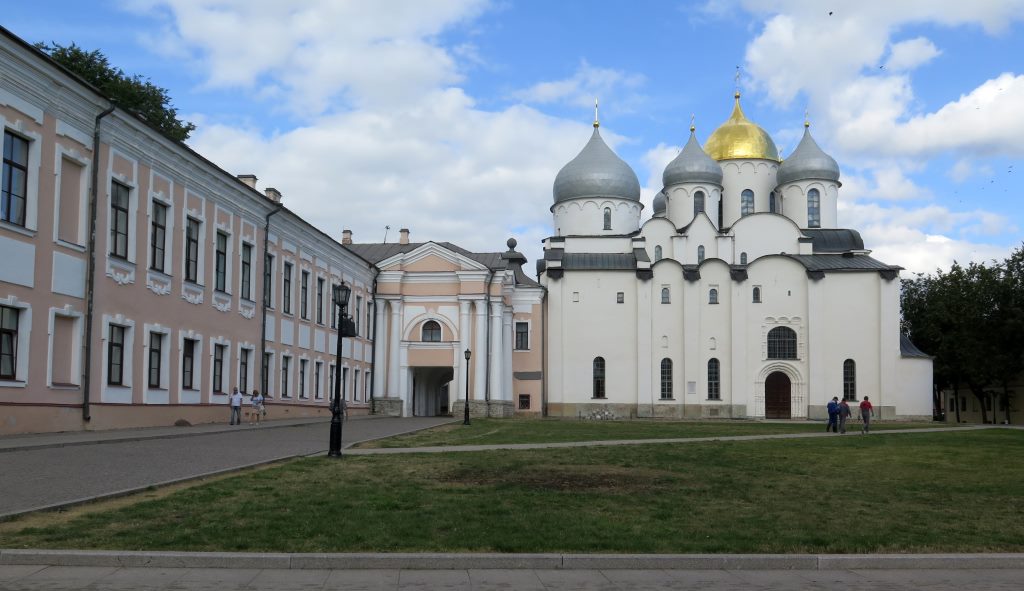 Igreja de Santa Sophia, o mais antigo edifício Russo. Kremlin, Veliky Novgorod. Rússia.