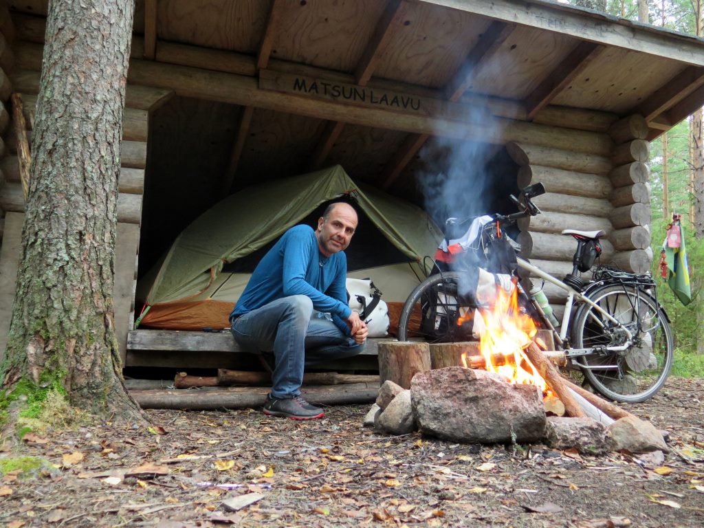 Primeiro acampamento na Finlândia.