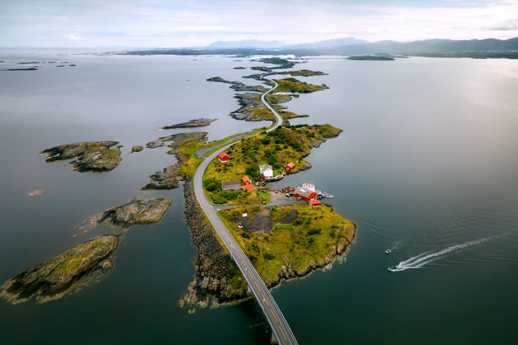 Atlantic Ocean Road - Noruega