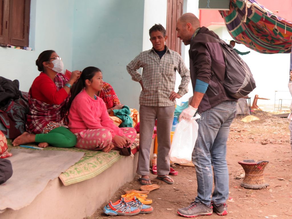 Trabalho voluntário de conscientização e controle de pragas em Kathmandu - Nepal  