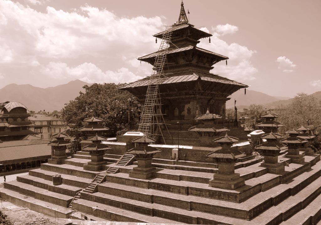 Templo que resistiu ao terremoto na Durbar Square, Kathmandu, nepal.