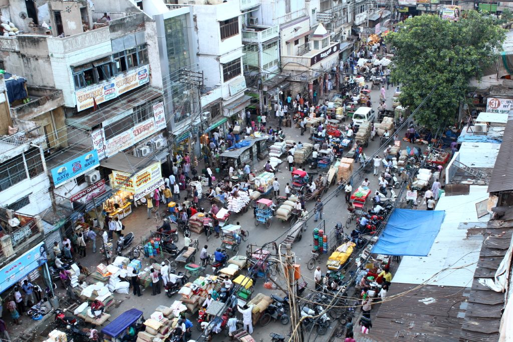 Mercado de rua de Chandni Chowk, New Deli, Índia.